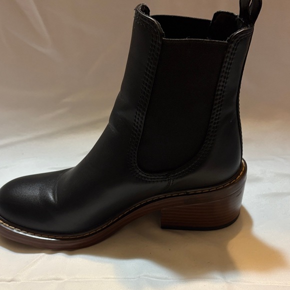 Steve Madden Black Leather Ankle Booties - Picture 10 of 14